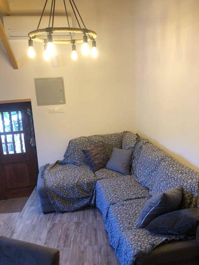 To Spiti Tou Faliari Platanistasa Buitenkant foto